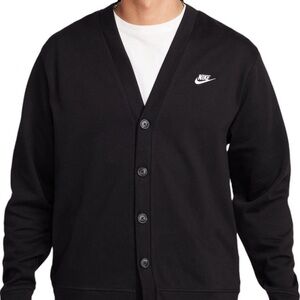 Nike Club Men’s Knit Cardigan Button Up Sweater Black FN3898-010 Medium
